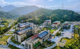 华煦·桂湖颐养中心